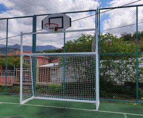 Поредна спортна площадка в Сливен – обект на вандализъм   